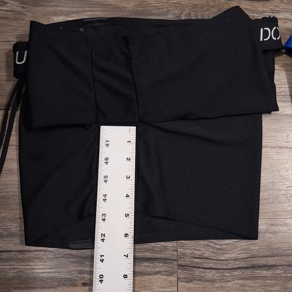 Nike Dry Attack Shorts Women Size M Blue Black Athletic Track Gym Workout Shorts - Picture 8 of 11